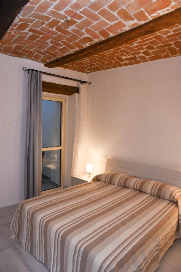 L'Acino Apartment Canelli Bagian luar foto