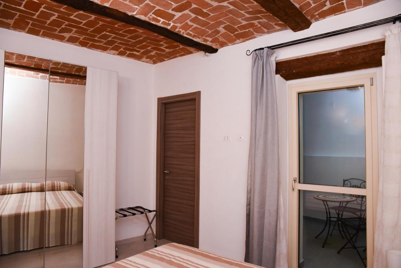 L'Acino Apartment Canelli Bagian luar foto